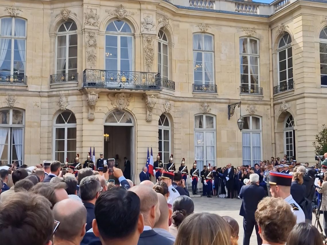 La passation de pouvoir à Matignon